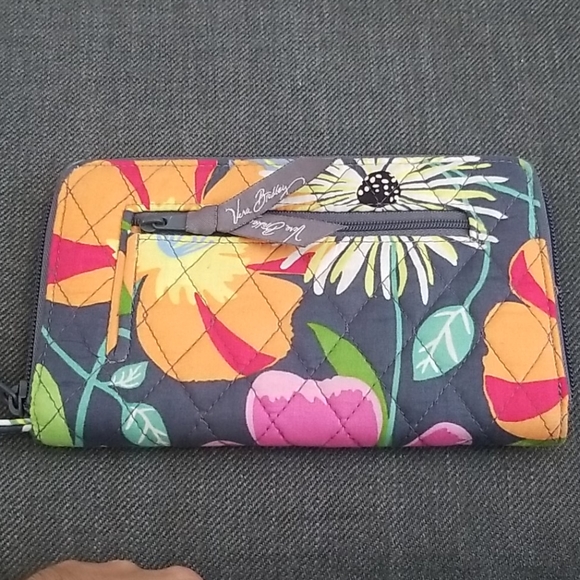 Wallet - Picture 2 of 7